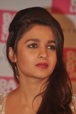 Alia Bhatt unveils Maybelline new collection in Canvas, Mumbai on 2nd May 2013 (30).JPG